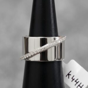 Silver Diagonal Spark Band Ring