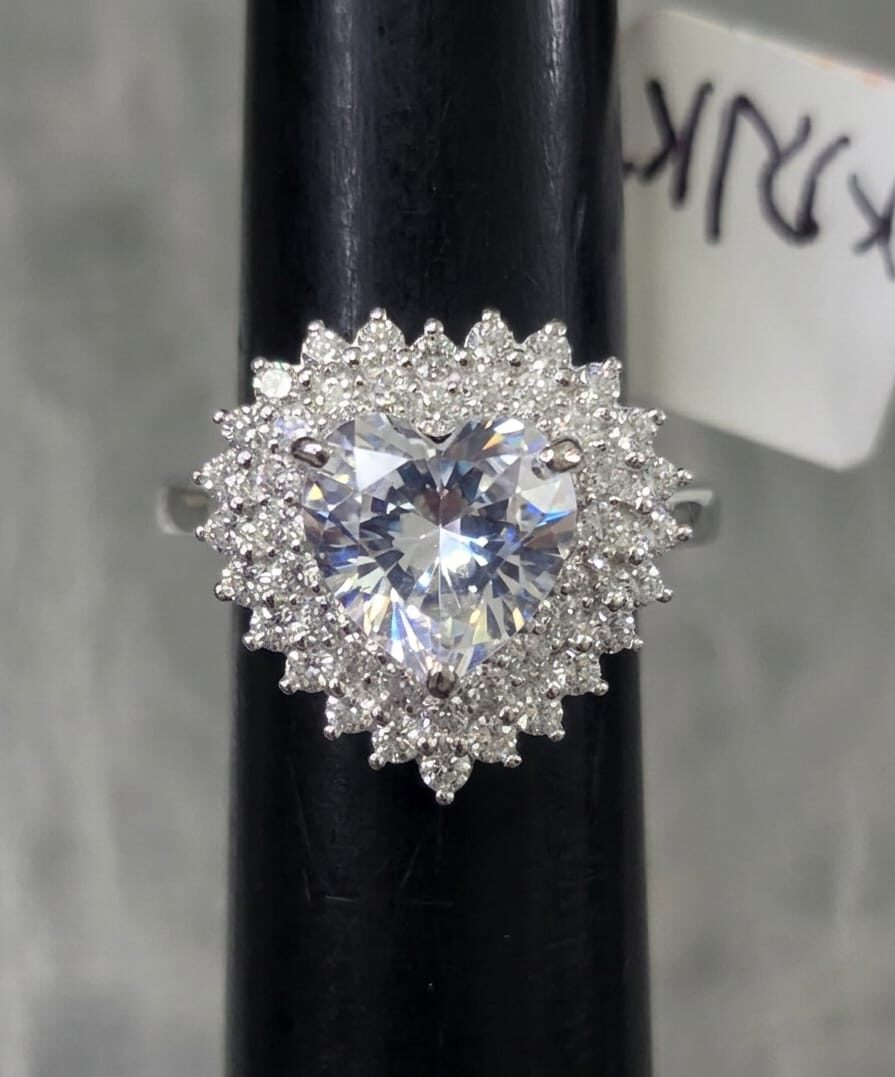 Royal Heart Halo Ring