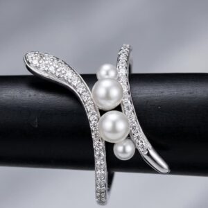 Pearl Wave Sparkle Ring