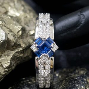 Blue Sapphire Diamond Ring