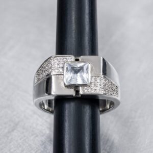 Urban Crown Square Gents Ring