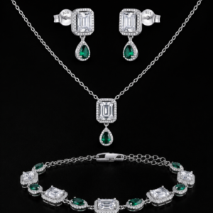 Emerald Silver Jewellery Set