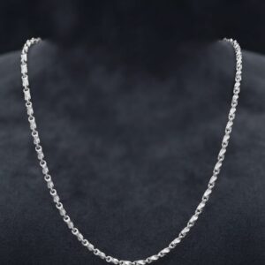 Twisted Spiral Link Chain