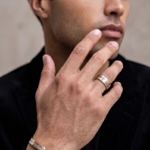 Minimal Double-Band Kada
