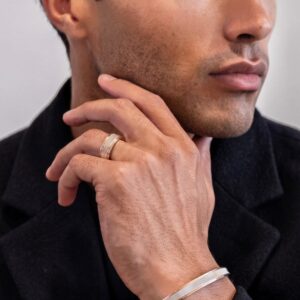 Refined Double-Stripe Kada